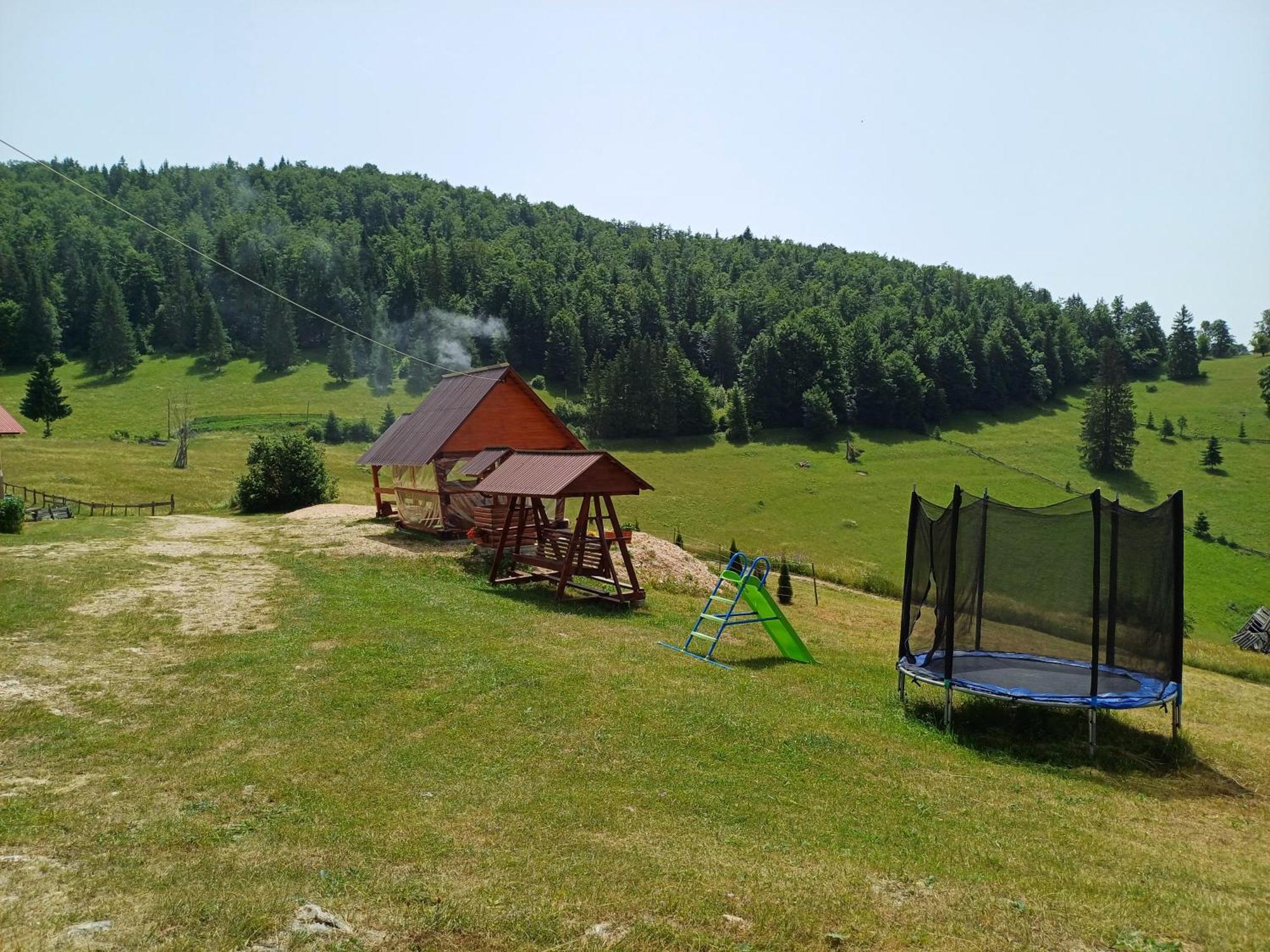 Pensiunea Poarta Lui Ionele Gîrda de Sus Exterior foto